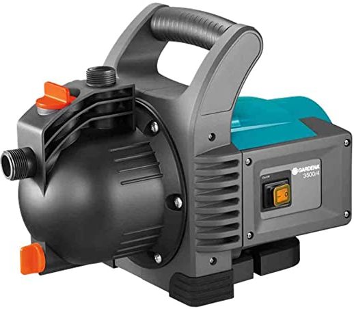 Transportable Wasserpumpe mit ergonomischem Griff und orangefarbenen Bedienelementen.